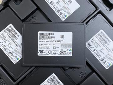 Ổ cứng SSD 960GB Samsung PM893 SATA 6G Read Intensive 2.5in 1 DWPD Datacenter SSD - MZ7L3960HCJR-00A07