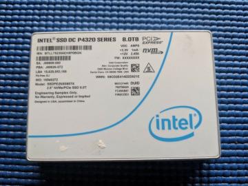 Ổ cứng SSD 7.68TB Intel SSD D5-P4320 Series 2.5in PCIe 3.1 x4, 3D2, QLC