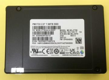MZWLJ15THALA-00007 Ổ cứng SSD 15.36TB Samsung PM1733 2.5 NVMe PCIe4 x4