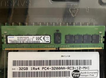 M393A4G40AB3-CWE Samsung 32GB DDR4 3200 ECC RDIMM Module